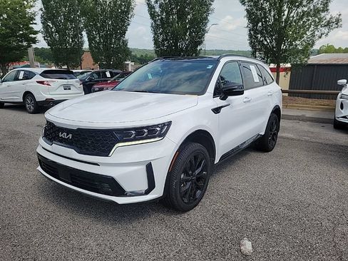 Used 2023 Kia Sorento SX AWD/4WD image 1