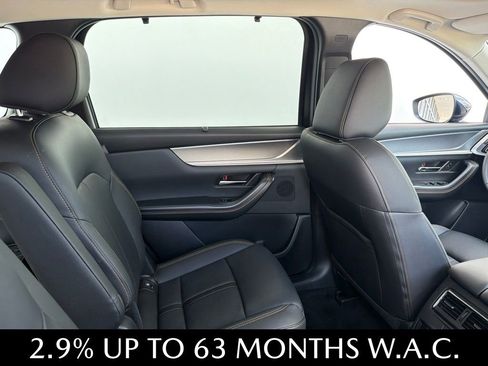 Used 2025 MAZDA CX-90 Plug-In Hybrid w/ Preferred AWD/4WD image 15