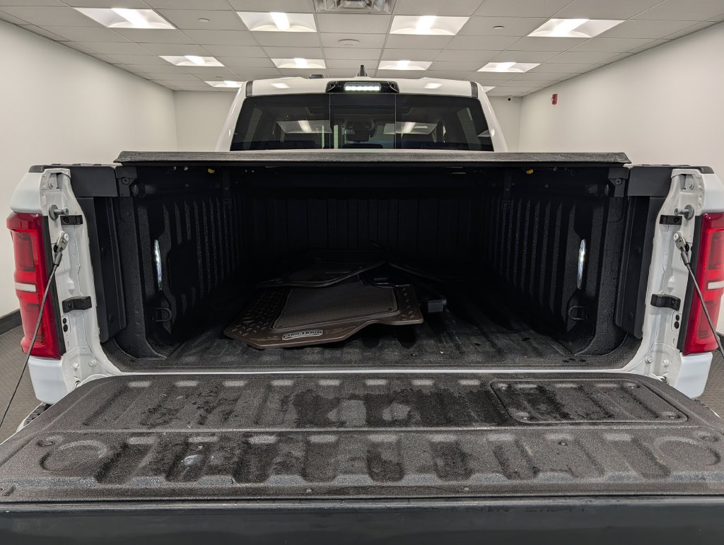 Used 2026 RAM 1500 Limited AWD/4WD image 29