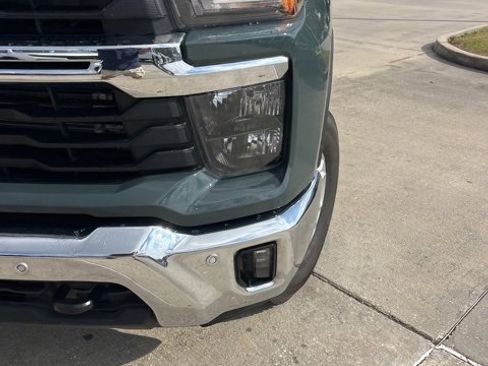 Used 2025 Chevrolet Silverado 2500 LT w/ All Star Edition image 13