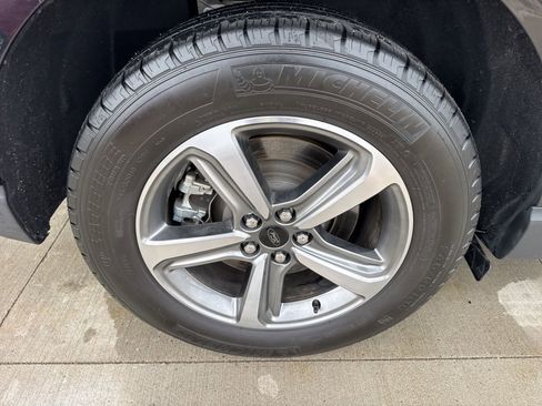 Certified 2024 Ford Edge SEL w/ Convenience Package AWD/4WD image 20