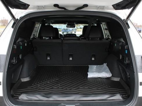 New 2026 Subaru Outback Premium AWD/4WD image 6