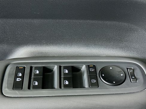 Used 2025 Hyundai Santa Fe SEL image 15