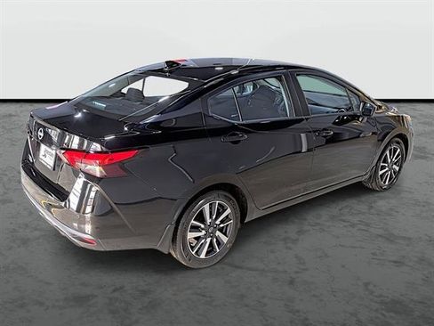 Used 2025 Nissan Versa SV w/ Trunk Package FWD image 4