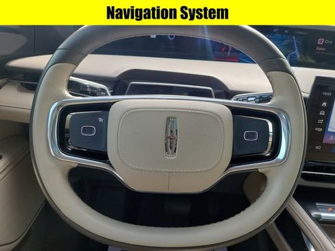 Used 2024 Lincoln Nautilus Reserve w/ Equipment Group 202A AWD/4WD image 10