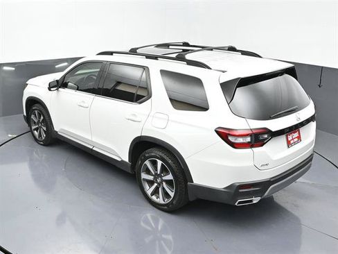 Used 2024 Honda Pilot Elite image 43