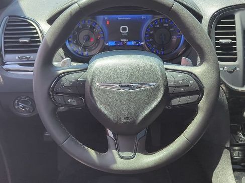 Certified 2023 Chrysler 300 S RWD image 9
