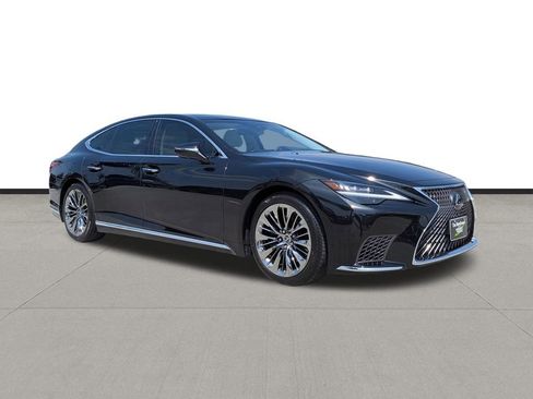 Used 2023 Lexus LS 500 w/ Interior Upgrade Package image 3