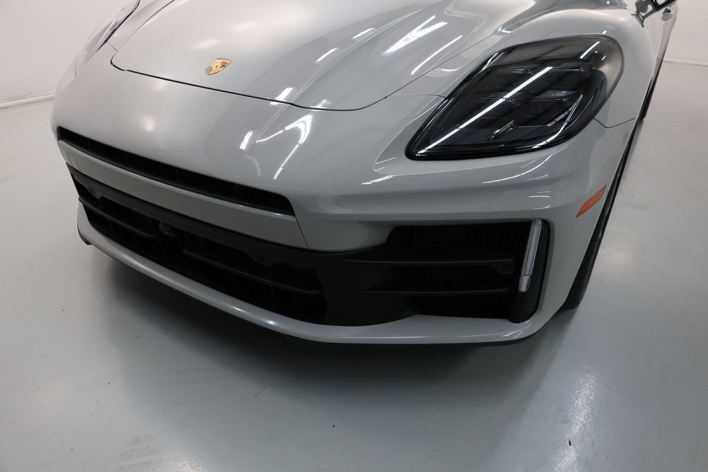 Used 2026 Porsche Panamera image 60