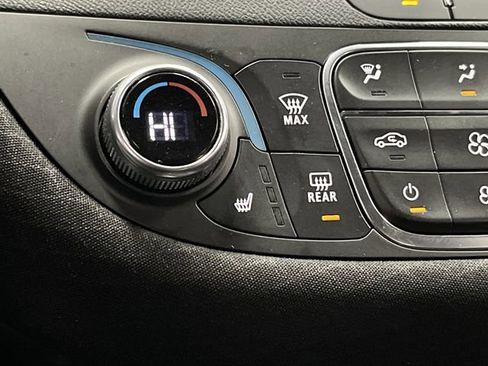 Used 2024 Chevrolet Malibu LT image 7