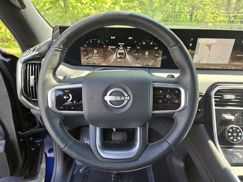 Used 2025 Nissan Armada SL w/ Captain's Chari Seat Package AWD/4WD image 17