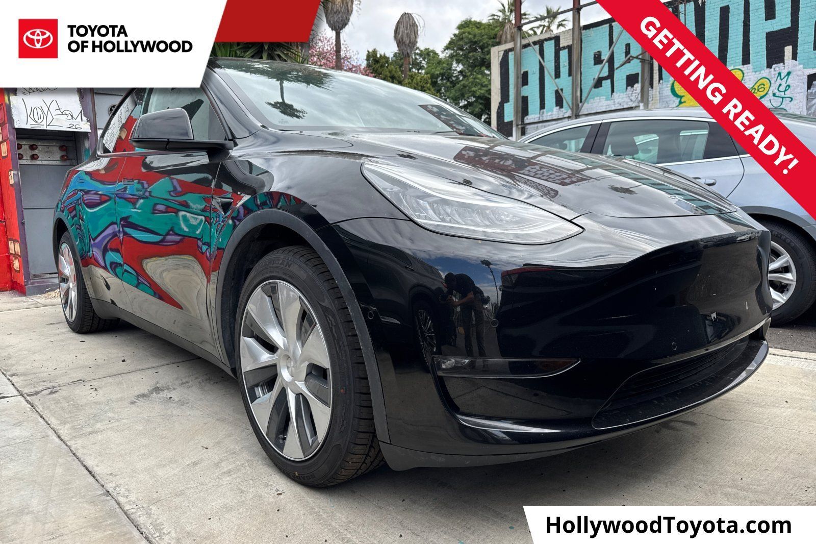Used 2022 Tesla Model Y Long Range AWD/4WD image 1