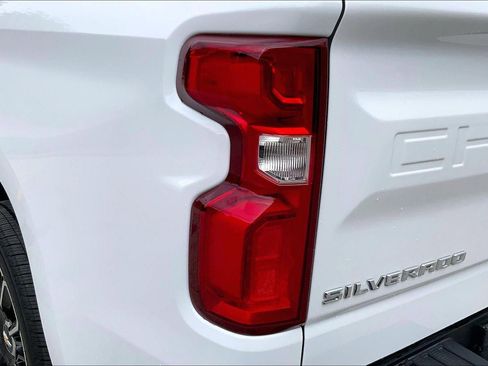 Used 2024 Chevrolet Silverado 1500 LTZ w/ Technology Package AWD/4WD image 28
