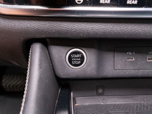Used 2023 Nissan Rogue Platinum w/ Platinum Premium Package FWD image 22