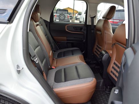 Used 2022 Ford Bronco Sport Outer Banks w/ Tech Package AWD/4WD image 22