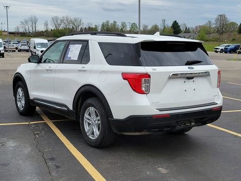 Used 2024 Ford Explorer XLT w/ Class IV Trailer Tow Package AWD/4WD image 3