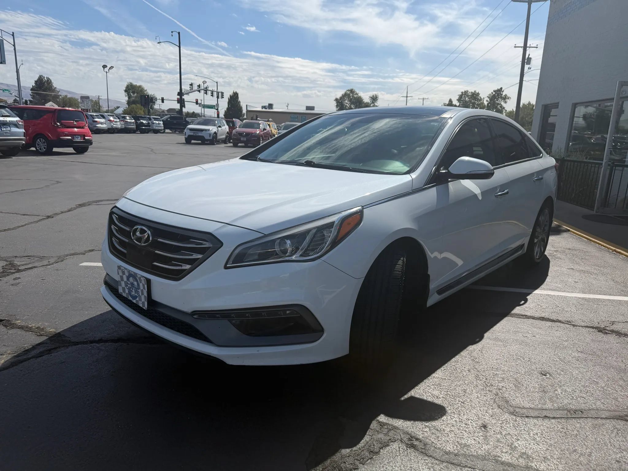 Used 2017 Hyundai Sonata Limited 2.0T FWD image 4
