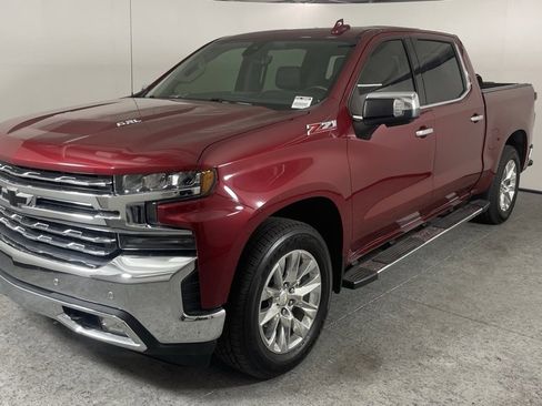 Used 2020 Chevrolet Silverado 1500 LTZ w/ LTZ Premium Package image 7