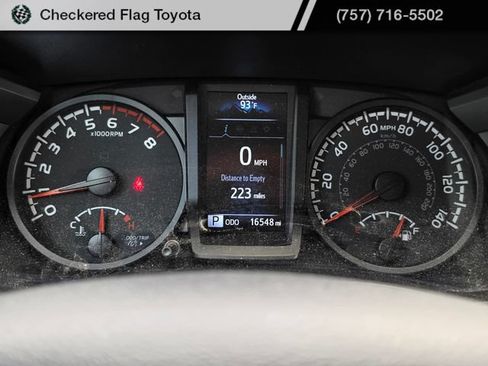 Used 2023 Toyota Tacoma SR w/ SR Convenience Package RWD image 10