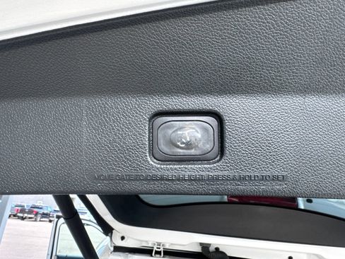 Certified 2018 Ford Explorer XLT w/ Equipment Group 202A FWD image 36
