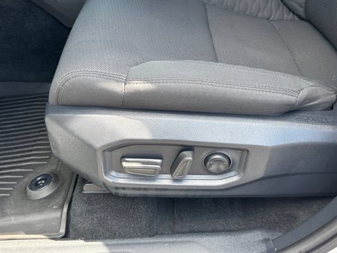 Used 2026 Toyota Tundra SR5 w/ SX Package AWD/4WD image 16