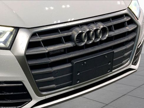 Used 2018 Audi Q5 2.0T Premium Plus w/ Premium Plus Package AWD/4WD image 30