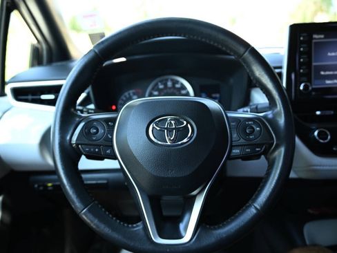 Used 2021 Toyota Corolla SE w/ Carpet Mat Package (TMS) FWD image 17