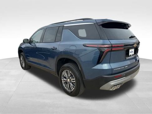 New 2026 Chevrolet Traverse LT w/ Driver Confidence Package image 4