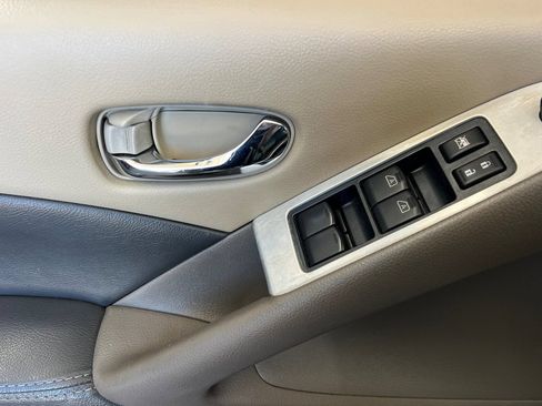 Used 2012 Nissan Murano S AWD/4WD image 12