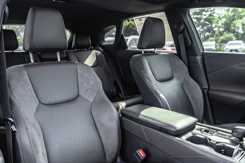 Used 2023 Lexus RX 350 AWD w/ Cold Area Package image 34