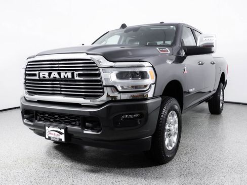 Used 2024 RAM 2500 Laramie w/ Safety Group AWD/4WD image 9