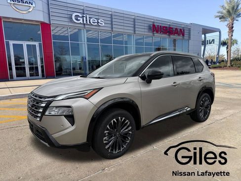 New 2026 Nissan Rogue Platinum w/ Tech Package AWD/4WD image 1