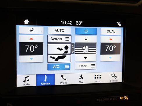 Used 2018 Ford Explorer XLT w/ Equipment Group 202A AWD/4WD image 49