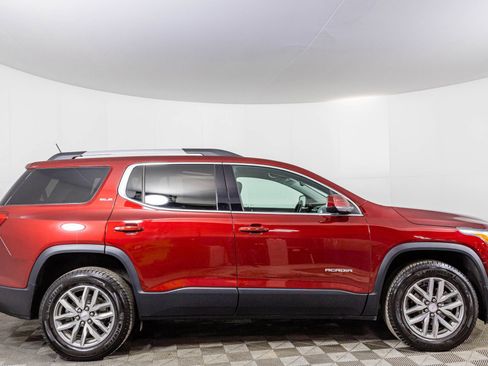 Used 2017 GMC Acadia SLE image 13