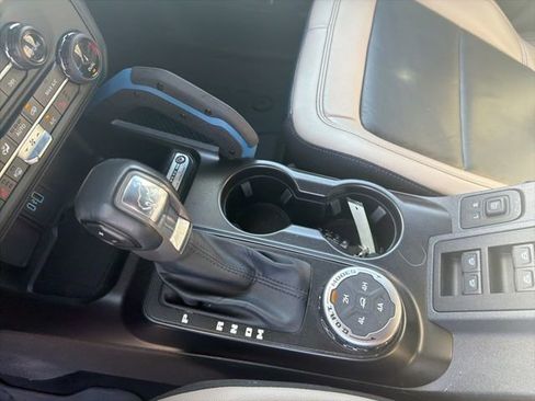 Used 2022 Ford Bronco Wildtrak AWD/4WD image 14