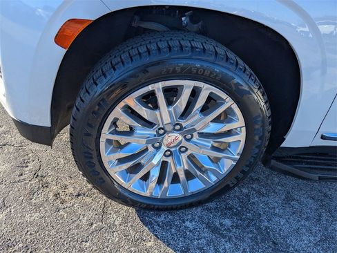 Certified 2023 GMC Yukon SLT w/ SLT Premium Package image 13