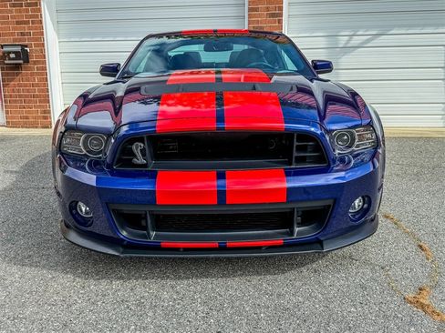 Used 2014 Ford Mustang Shelby GT500 w/ Equipment Group 821A image 10