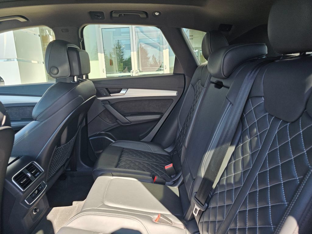 Used 2018 Audi SQ5 Premium Plus w/ Navigation Package AWD/4WD image 20