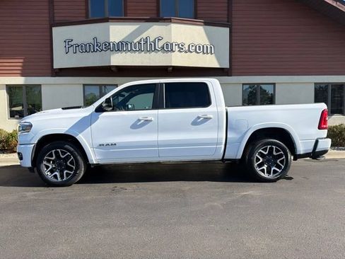 Used 2025 RAM 1500 Laramie w/ Sport Appearance Package AWD/4WD image 8