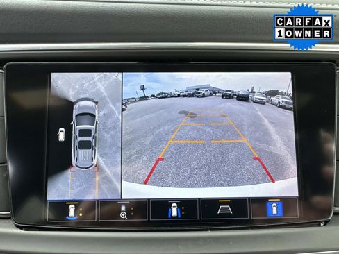 Used 2024 Buick Enclave Premium image 29