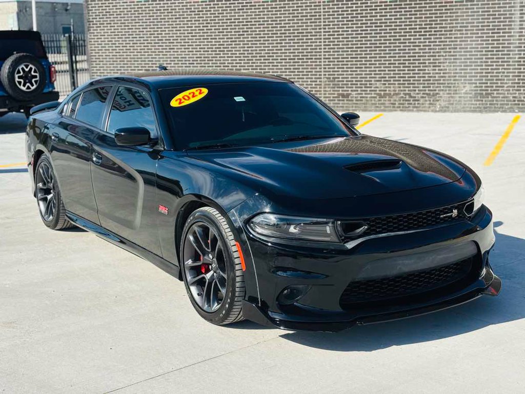 Used 2022 Dodge Charger Scat Pack RWD image 2