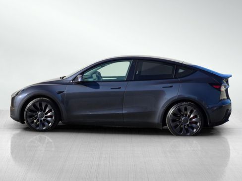 Used 2023 Tesla Model Y Performance image 6