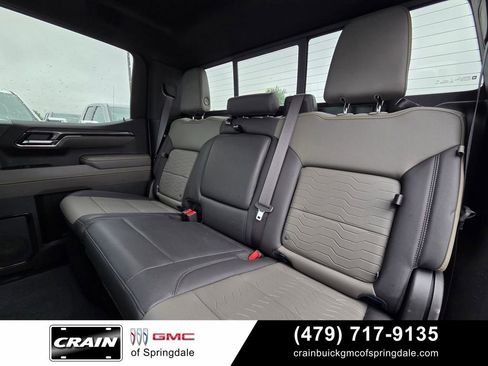 Used 2022 Chevrolet Silverado 1500 ZR2 w/ Technology Package AWD/4WD image 24