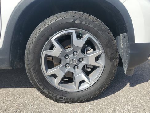 Used 2023 Honda Passport TrailSport image 12