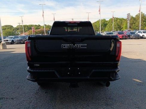 New 2026 GMC Sierra 2500 Denali Ultimate w/ LPO, Black Badging Package AWD/4WD image 4