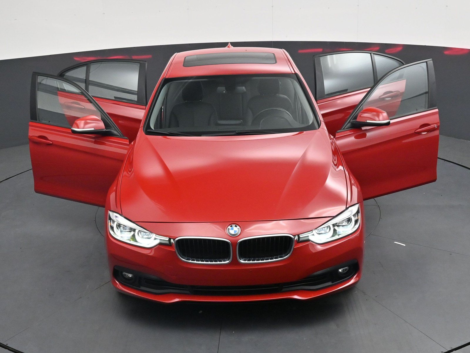 Used 2018 BMW 320i Sedan w/ Convenience Package RWD image 37