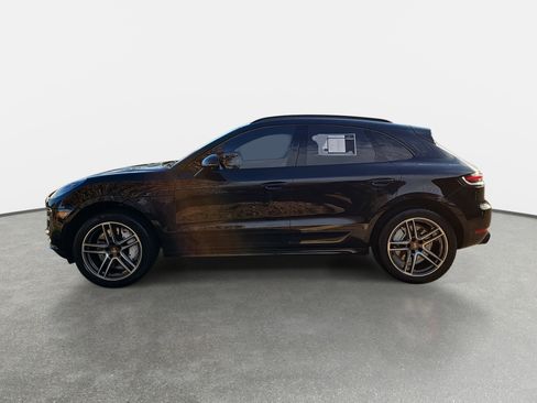 Used 2021 Porsche Macan Turbo image 8