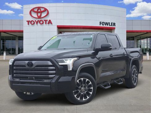 Used 2023 Toyota Tundra Limited image 1