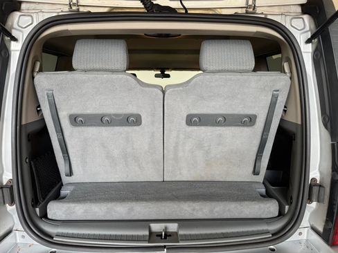 Used 2007 Jeep Commander Sport image 31