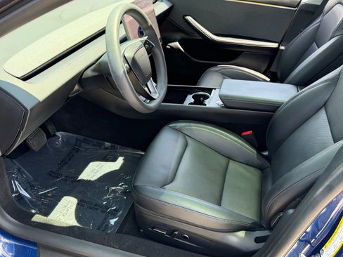 Used 2025 Tesla Model 3 Long Range RWD image 10